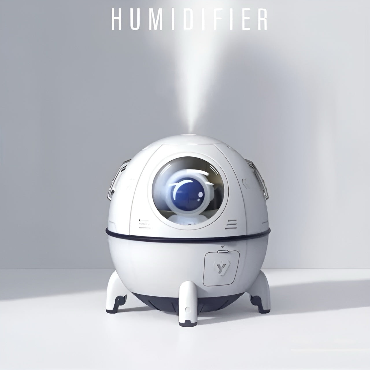 Space Capsule Humidifier with Astronaut Figure