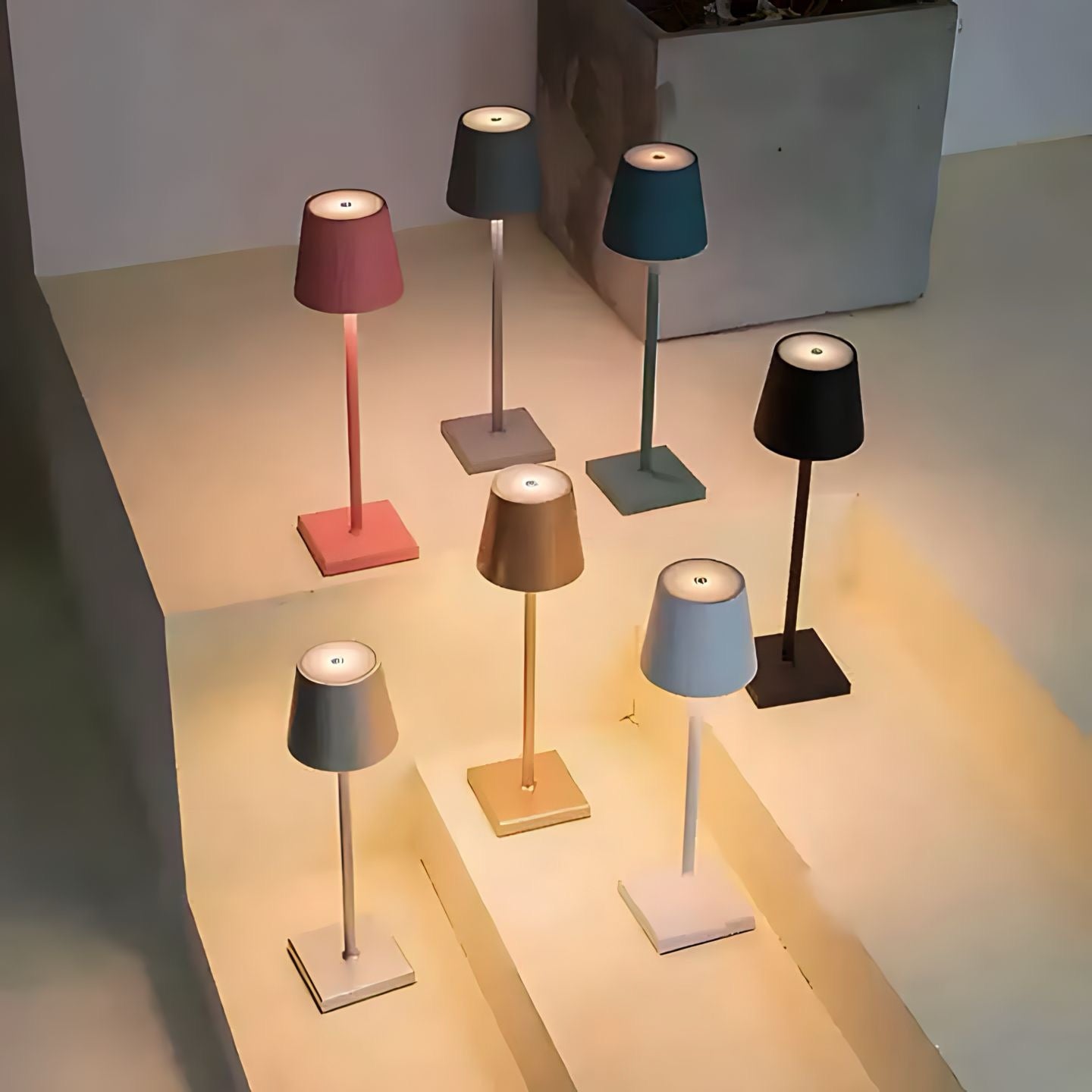 Cordless Lamp - Tech Scape Hub