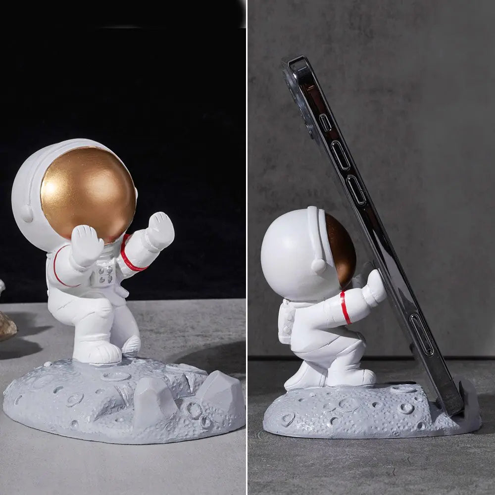 Astronaut Phone Holder - Tech Scape Hub